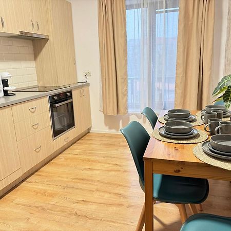 Glam Apartments Lipatti Near Iulius Mall And City Center Timişoara Exteriör bild