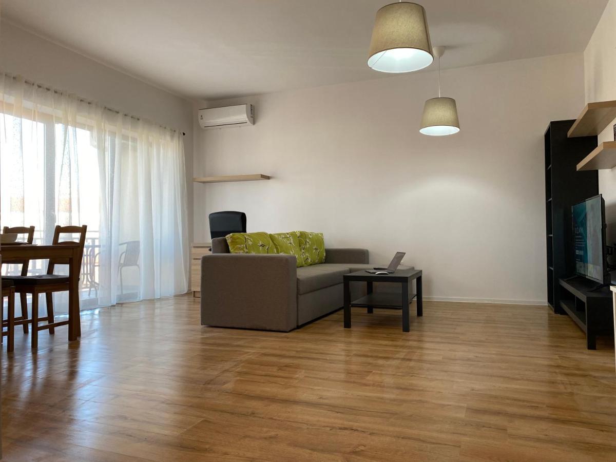 Glam Apartments Lipatti Near Iulius Mall And City Center Timişoara Exteriör bild
