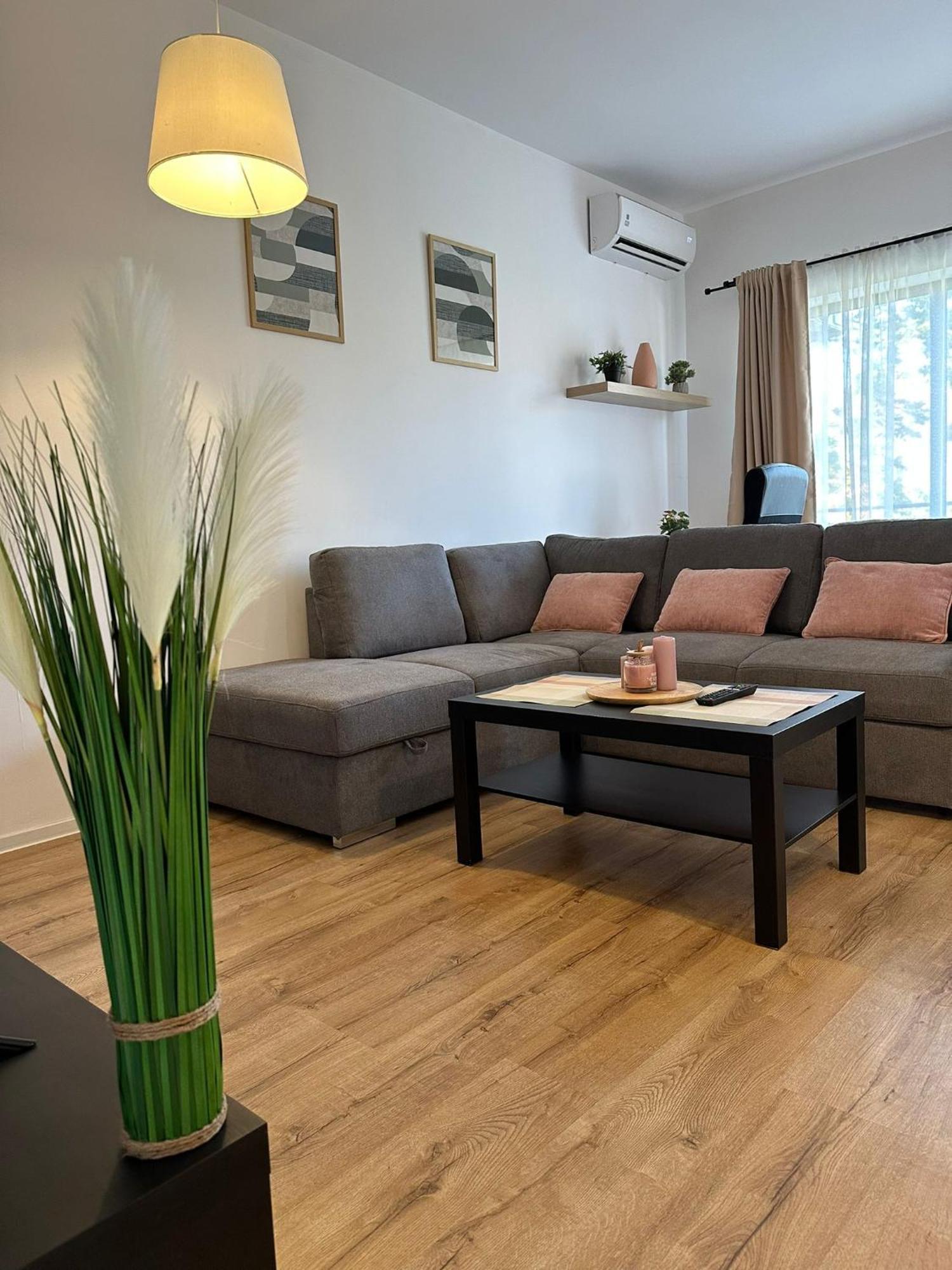 Glam Apartments Lipatti Near Iulius Mall And City Center Timişoara Exteriör bild