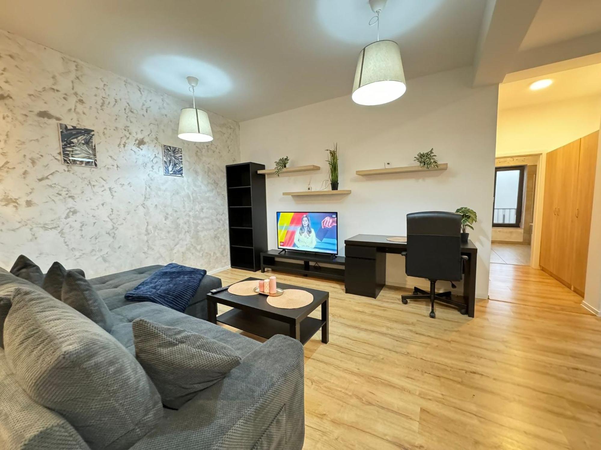 Glam Apartments Lipatti Near Iulius Mall And City Center Timişoara Exteriör bild